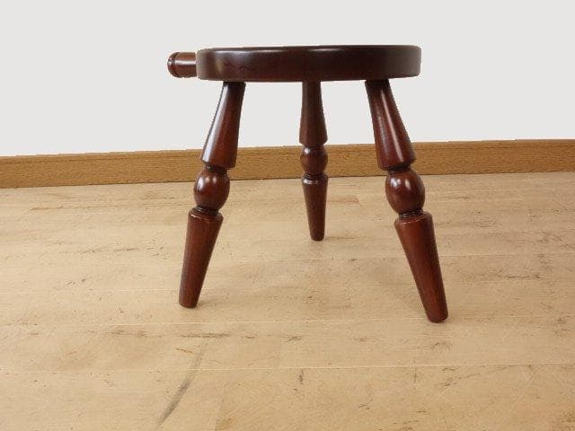 飛騨産業　ミルクスツール　再塗装済　USED