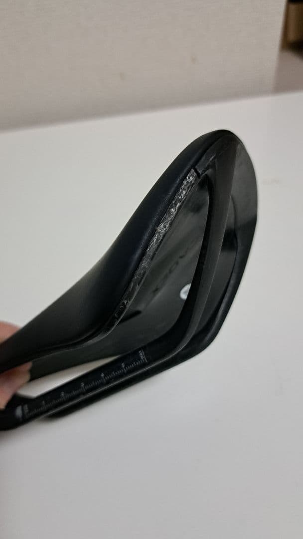 CADEX AMPサドル カーボンレール