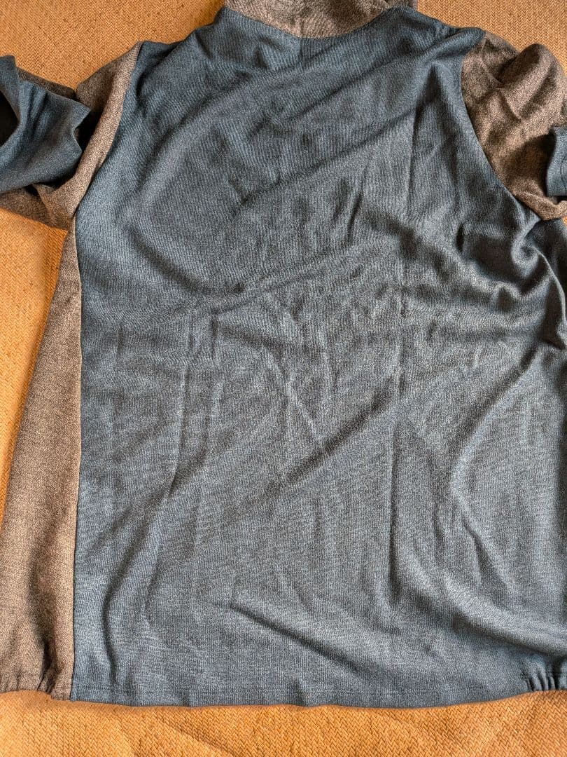 群言堂登美グレーと青のタートルネック長袖チュニック