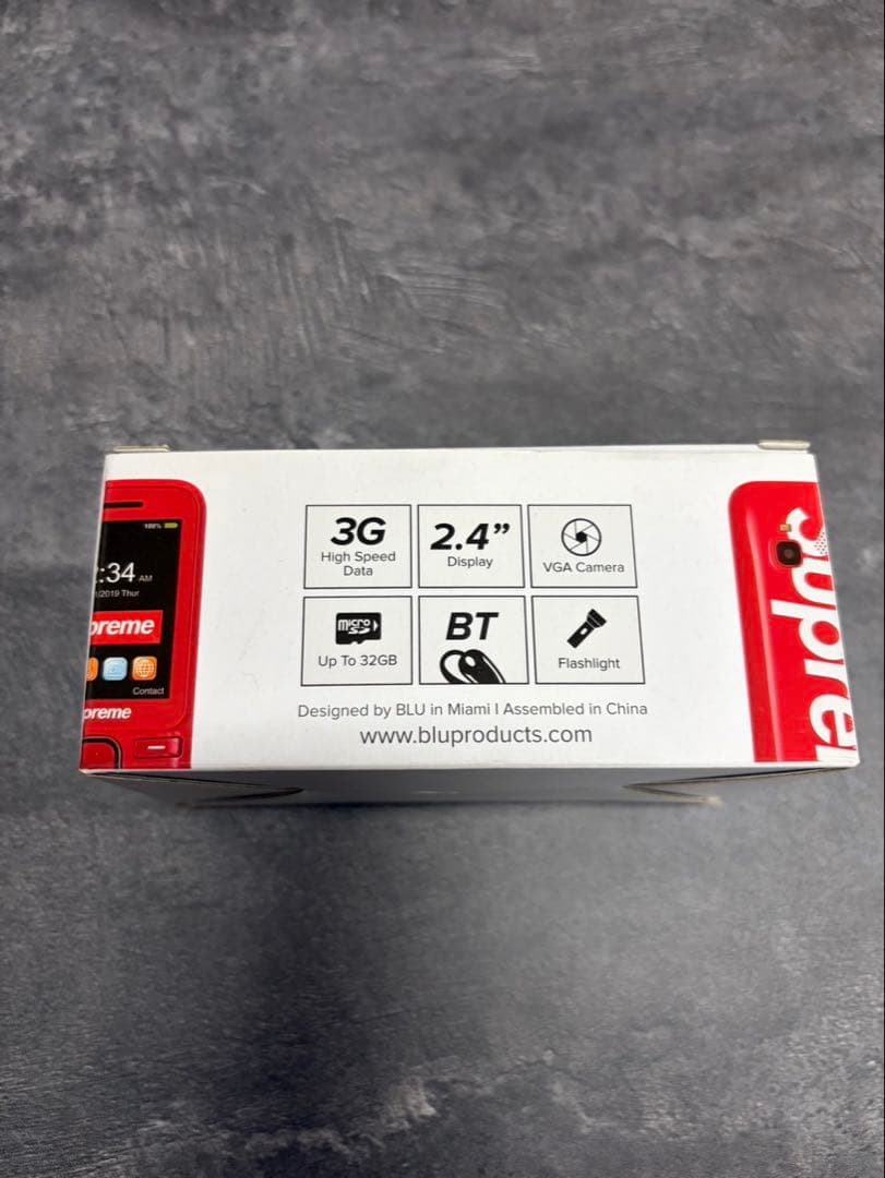 supreme BLU バーナーフォン