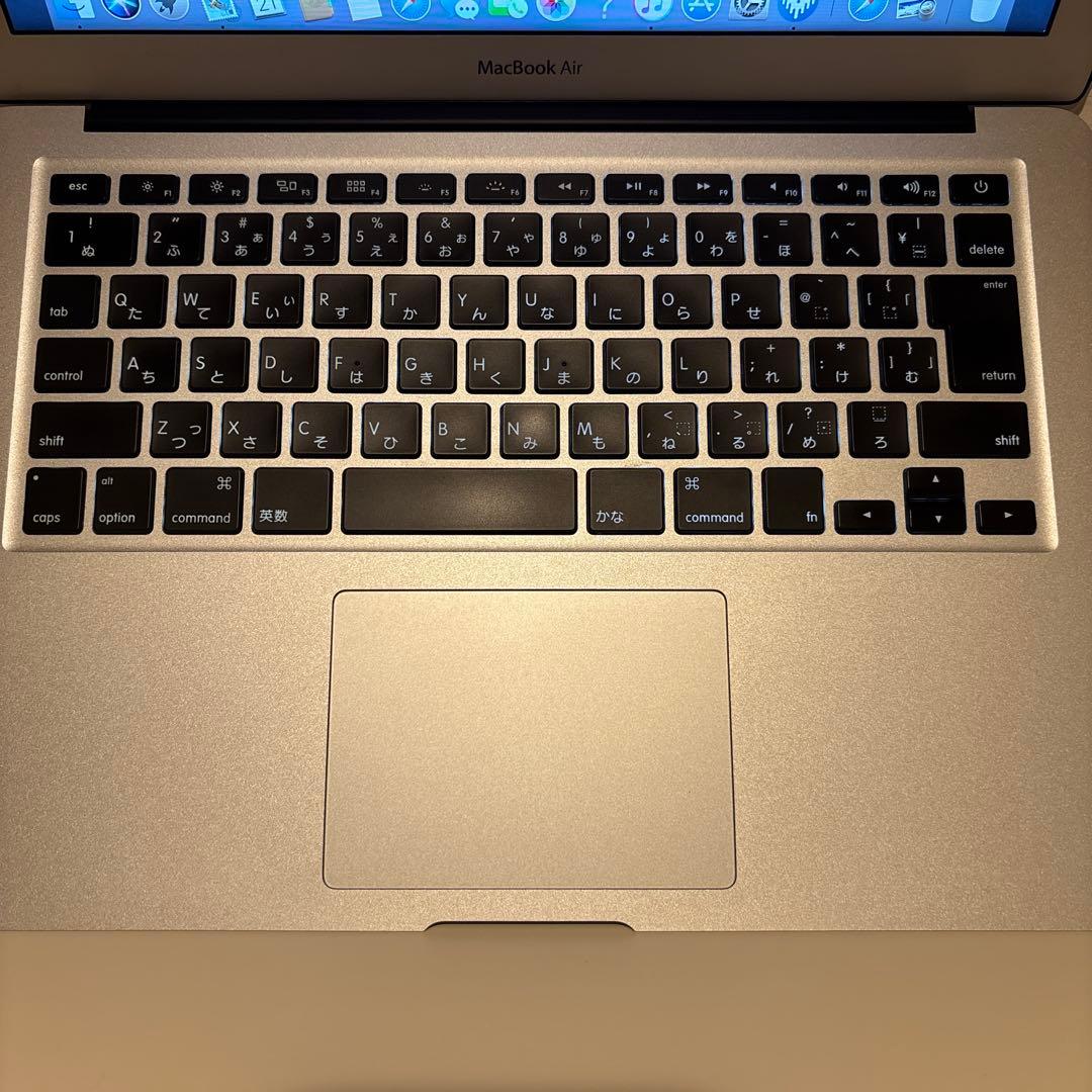 MacBook Air 13インチ Early 2014 i5 8GB動作確認済