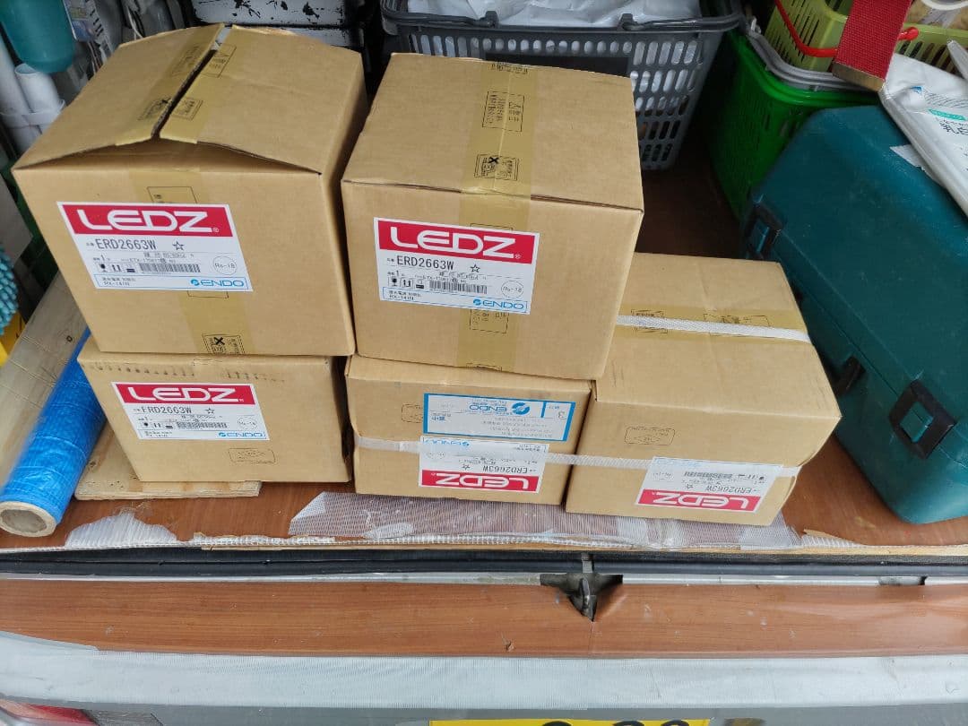 ＥＮＤＯ　ＬＥＤ防湿形ベースダウン　ERD2663W（ランプ付）2個