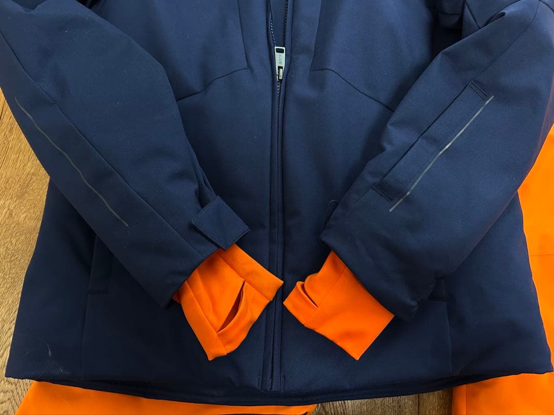 チュース KJUS ジュニア スキーウェア 上下セット 150cm（152）