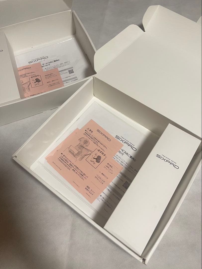 ⭐︎開封未使用 SIXPAD EMSパワースーツ 上下セット WOMEN Lサイズ