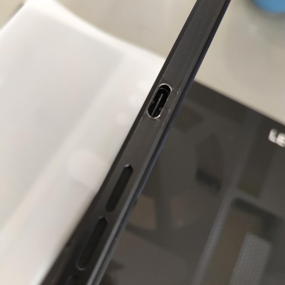 Lenovo Legion Tab Y700 2025 本体