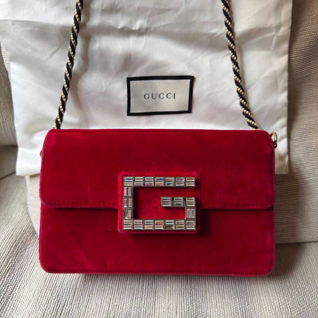 GUCCI 赤 ベルベット パーティーバッグ