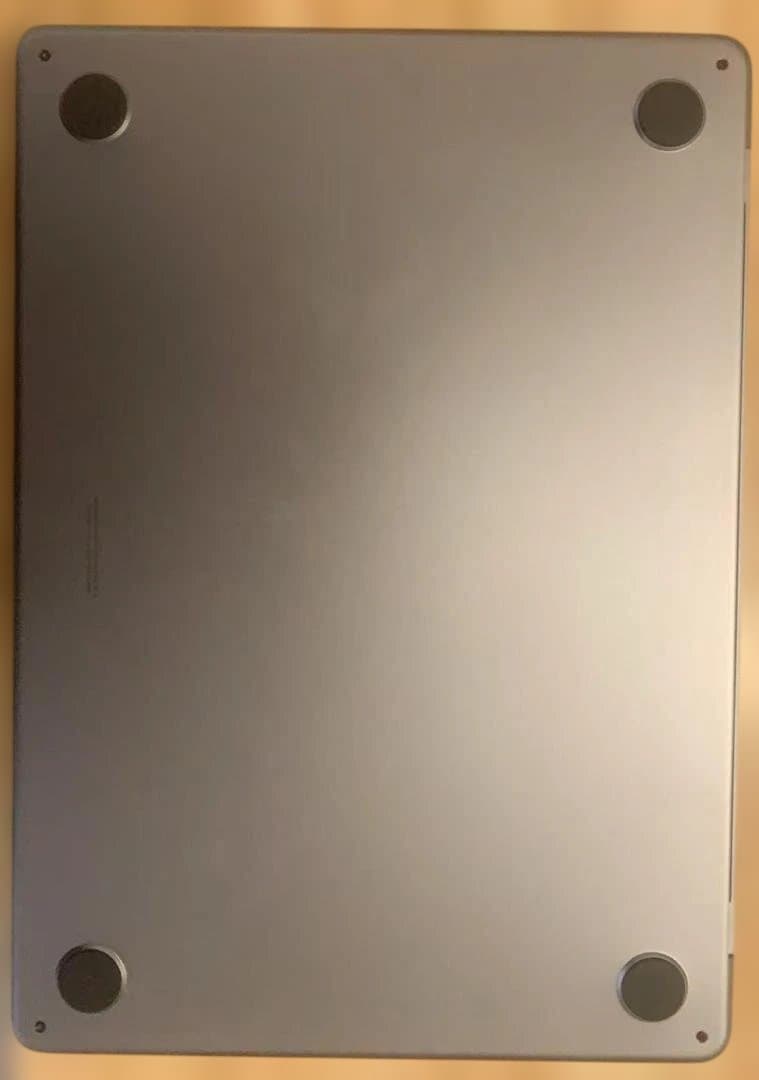 MacBook Air 13インチ M3 / 16GB / 256GB