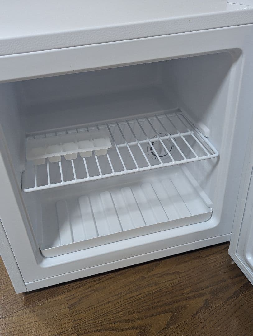 MAXZEN 冷凍庫 家庭用 小型 31L JR031ML01WH