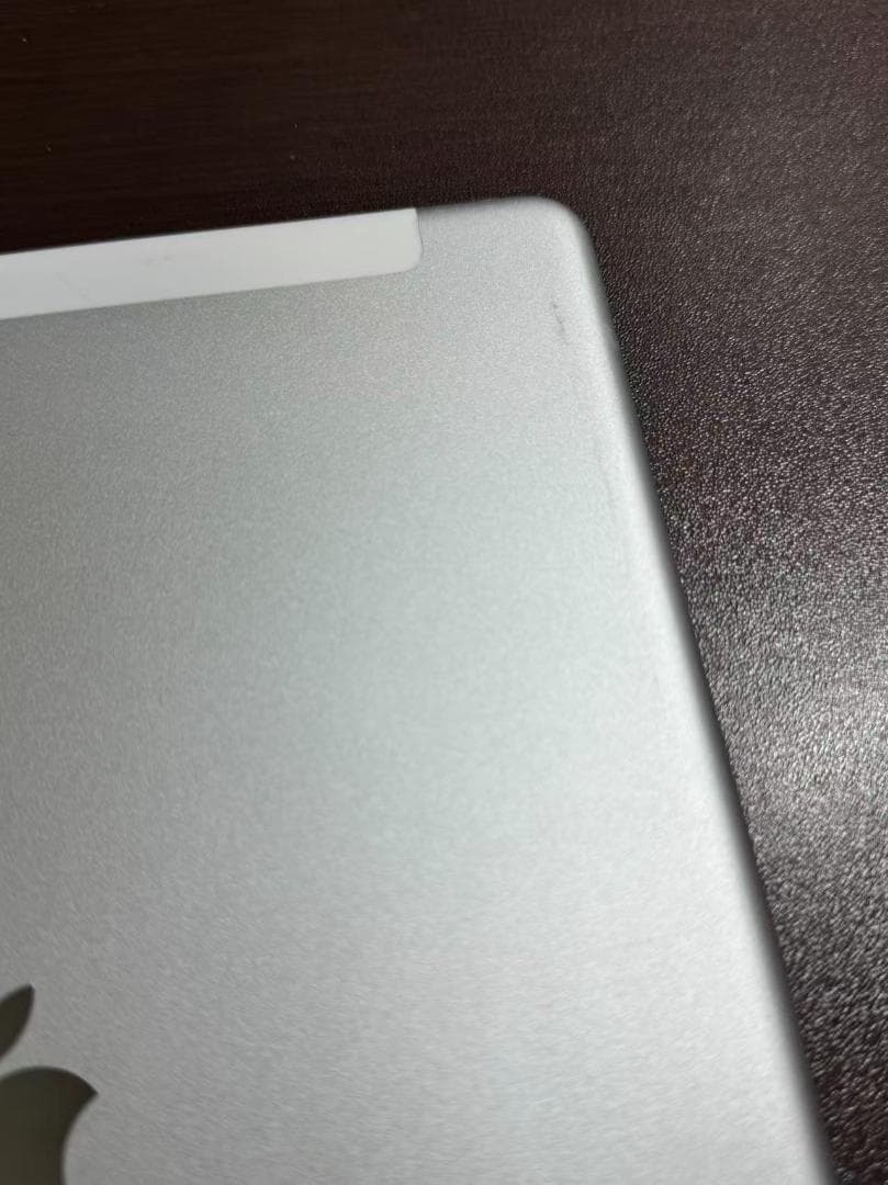 iPad 第8世代128GB simフリー