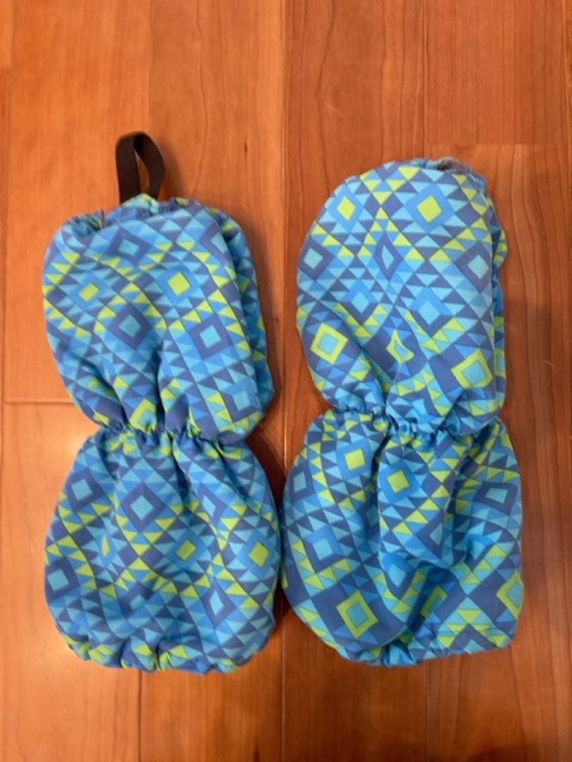 ぽんにゃん 専用 ⭐︎一度使用の美品⭐︎DLITE 子ども用スキーウェアセット