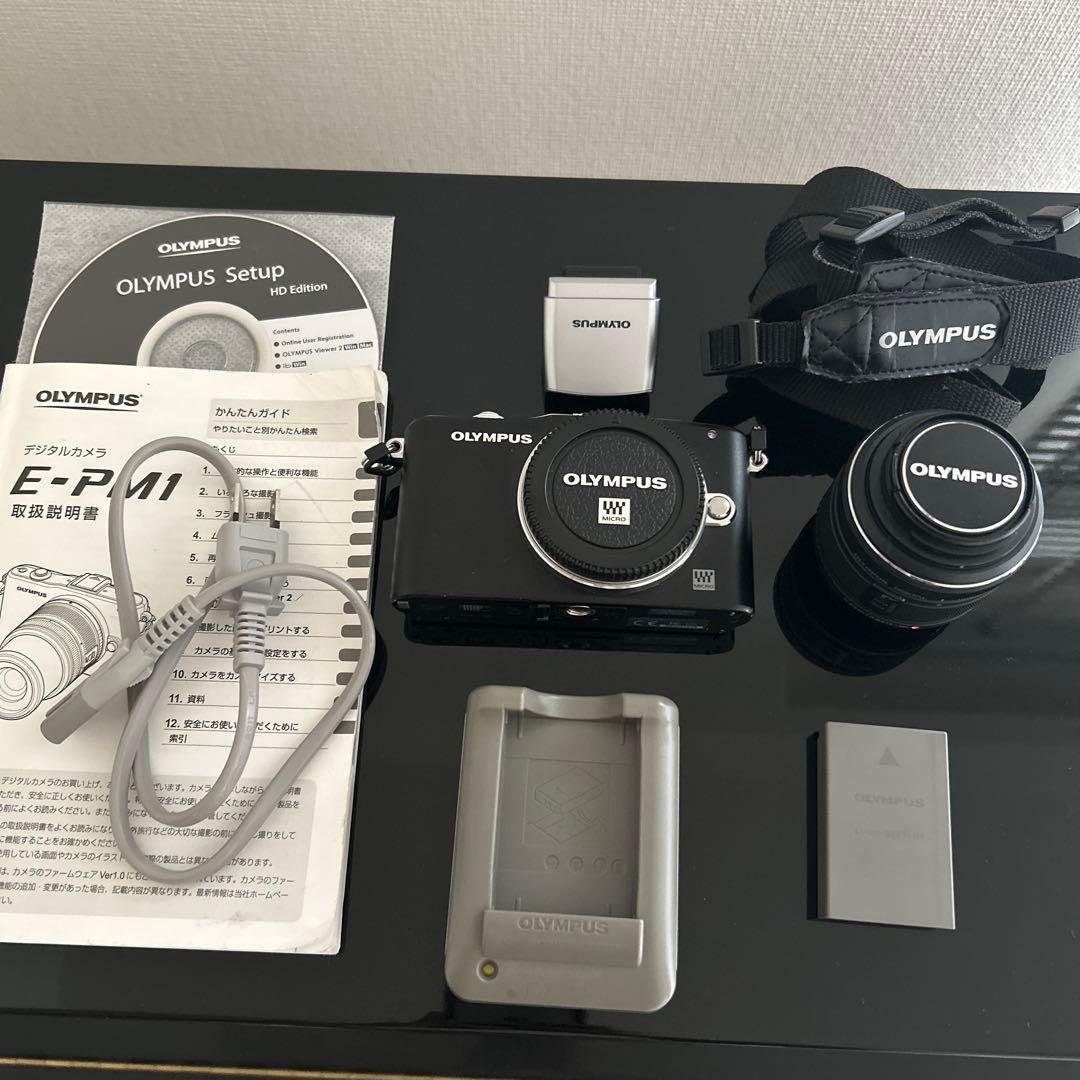 ジャンク品　OLYMPUS E-PM1 ブラック レンズ付き
