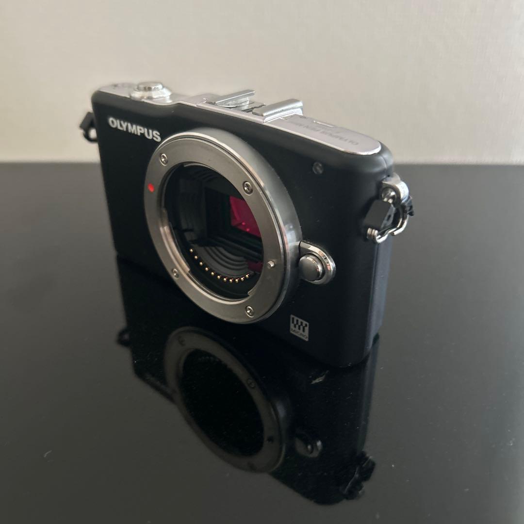 ジャンク品　OLYMPUS E-PM1 ブラック レンズ付き
