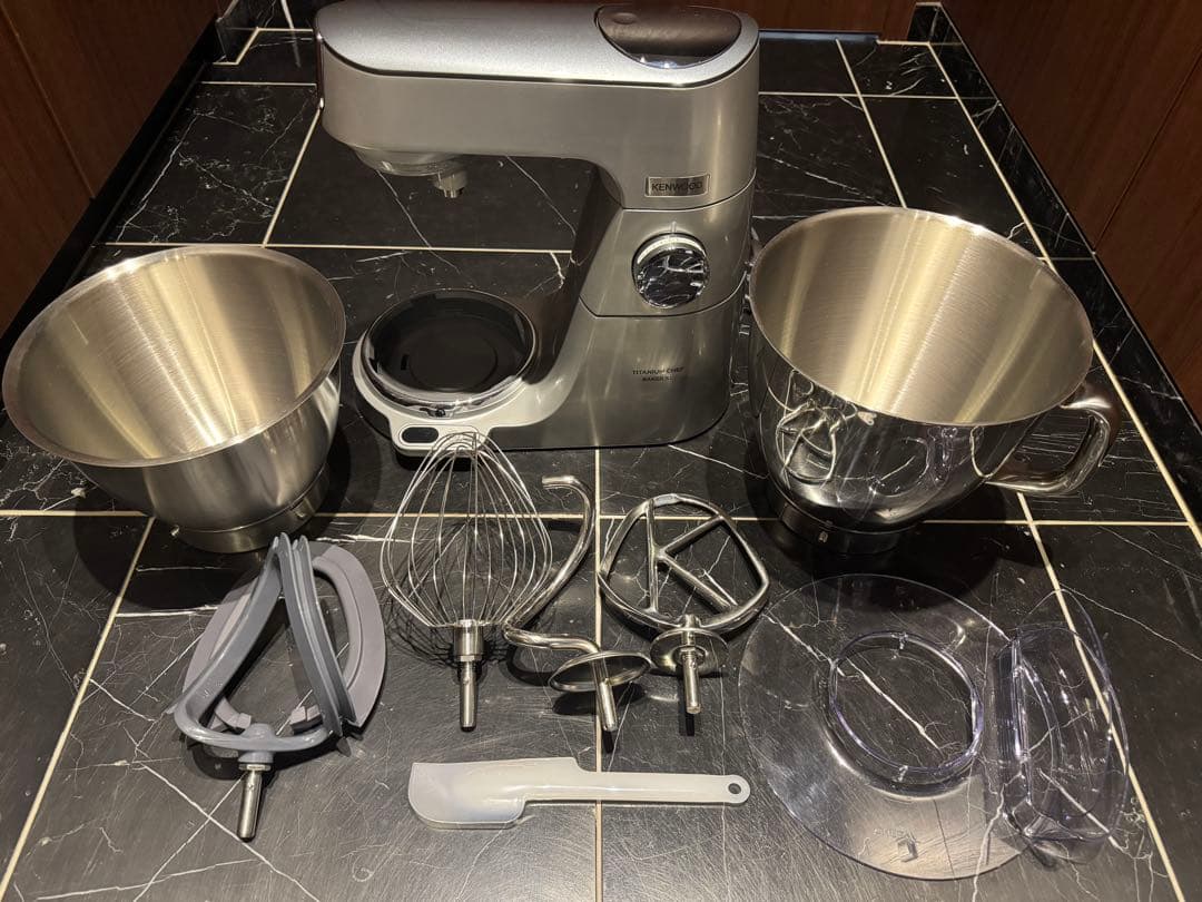 未使用ケンウッド スタンドミキサー Titanium Chef Baker XL