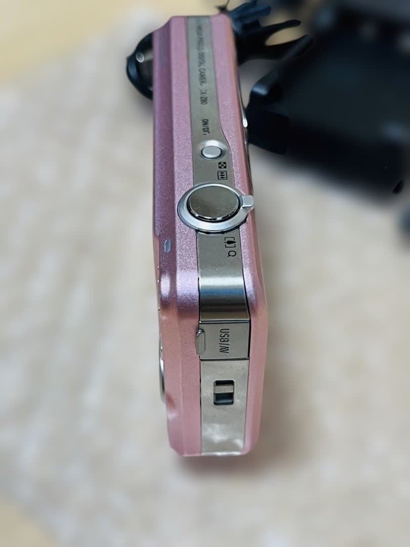 CASIO EXILIM 8.1 メガピクセル コンパクトデジカメEX-z80