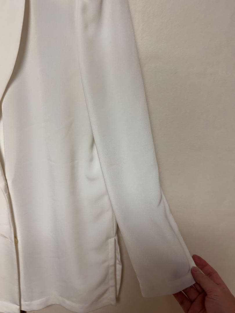 ピエール・バルマン　ダブルプレスト　テーラードジャケット　ホワイト　肩パッド入り