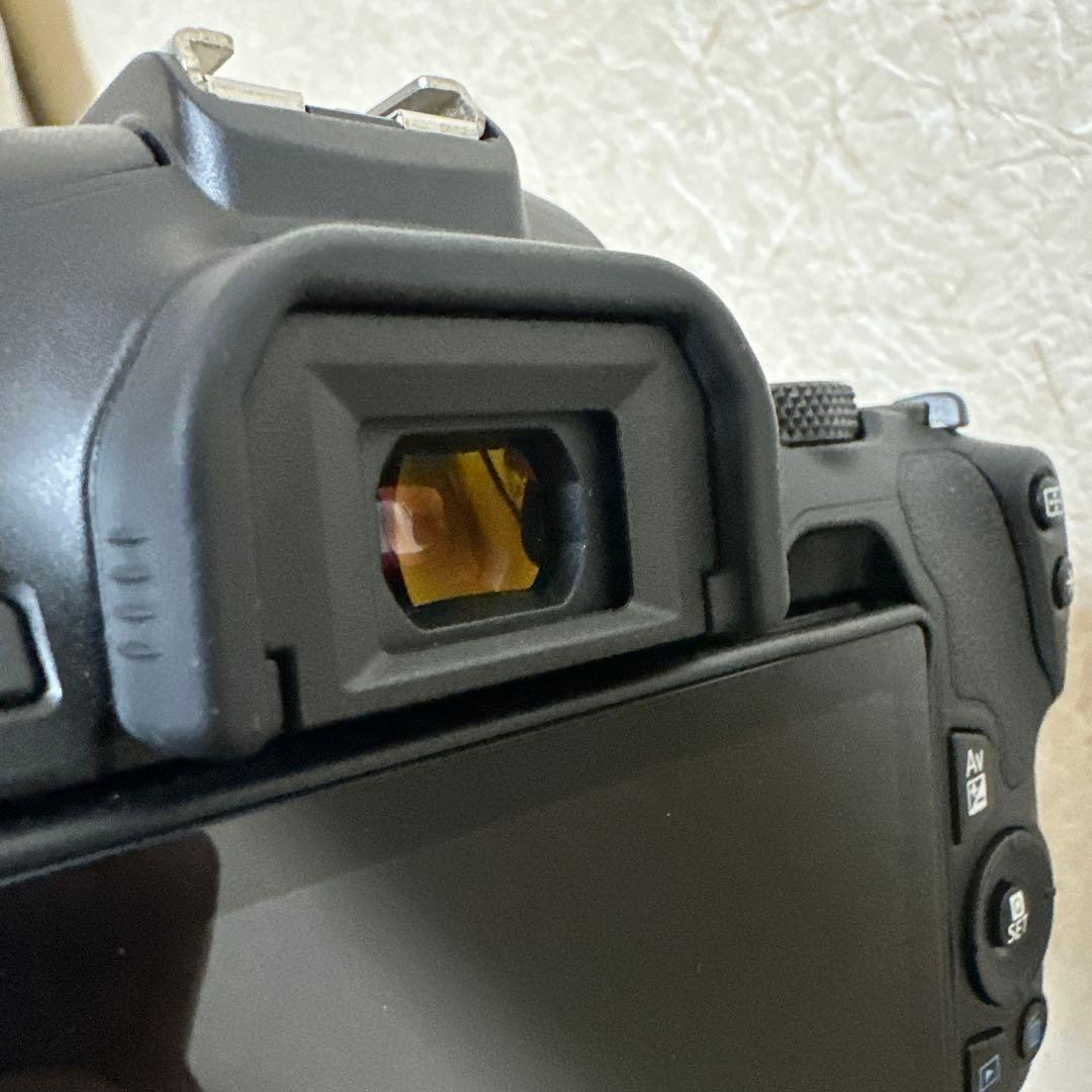 Canon EOS Kiss X10 デジタル一眼レフ　セット