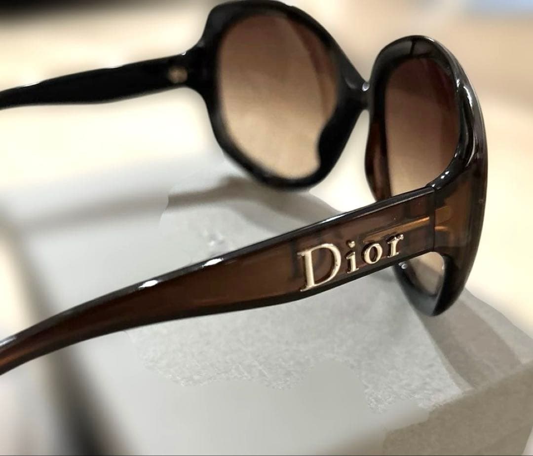Dior ブラウン サングラス グロッシー　付属品付き