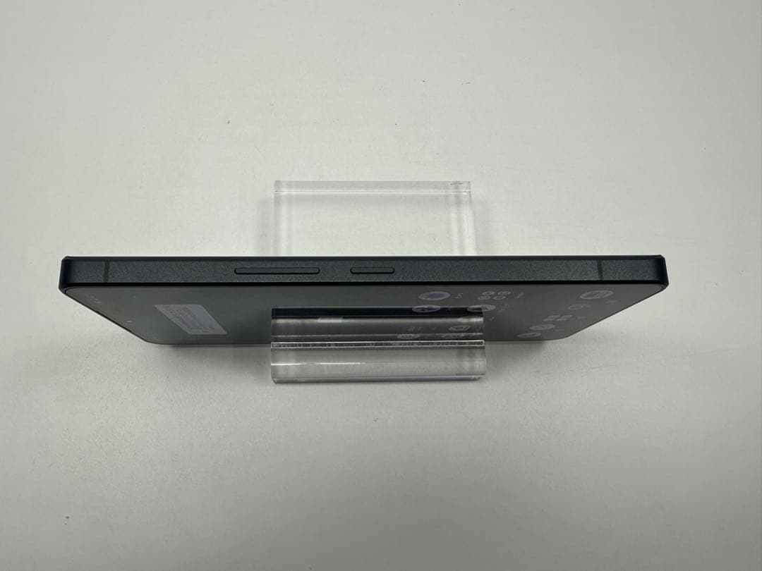 美品 Aquos R8 pro docomo 256gb 画面不良なし