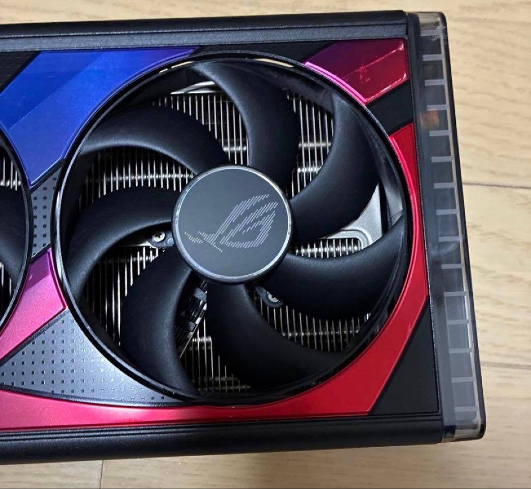 ASUS ROG RTX 4090 ヒートシンク　ファン　バックプレート　LED