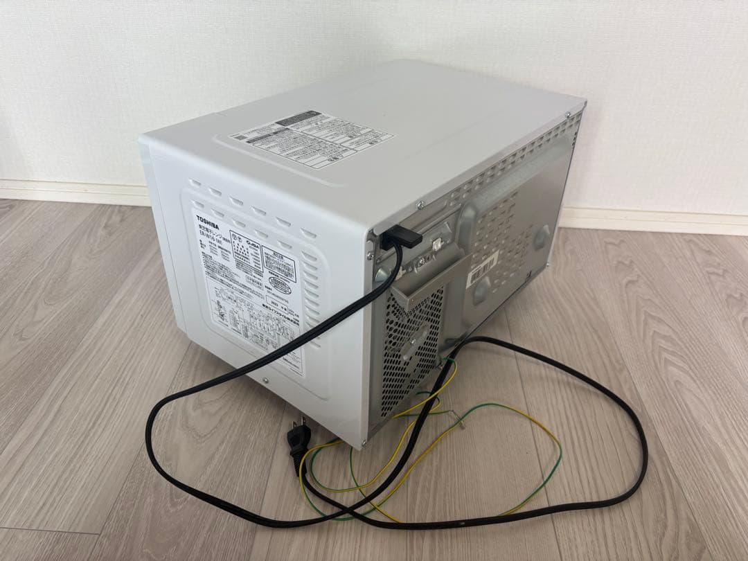 【コーン】【美品】電子レンジ 東芝 ER-W16(W)（2023年製）