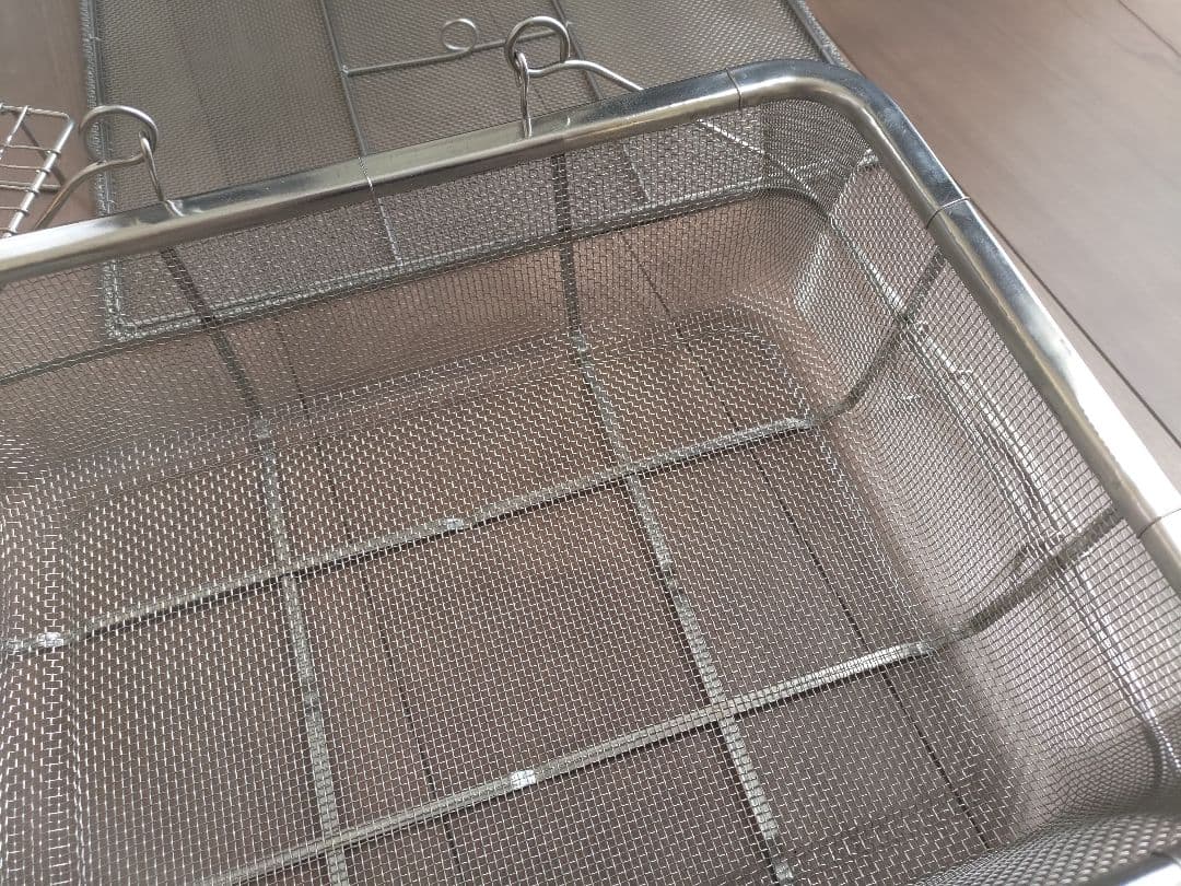 辻和金網　ふたつき干しかご　大　中段網付き　ステンレス