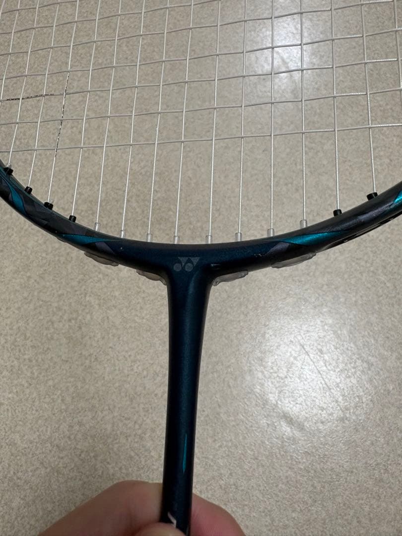 YONEX ナノフレア800プロ　4u5 バドミントンラケット