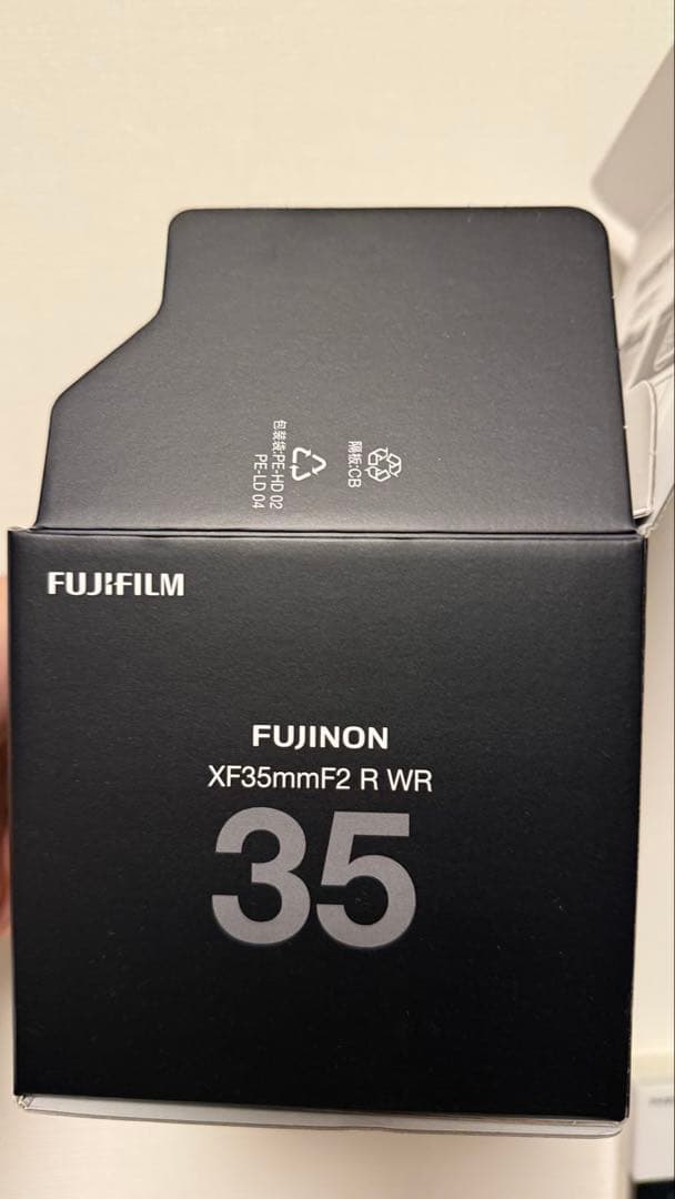 FUJINON XF 35mm F2 R WR レンズ