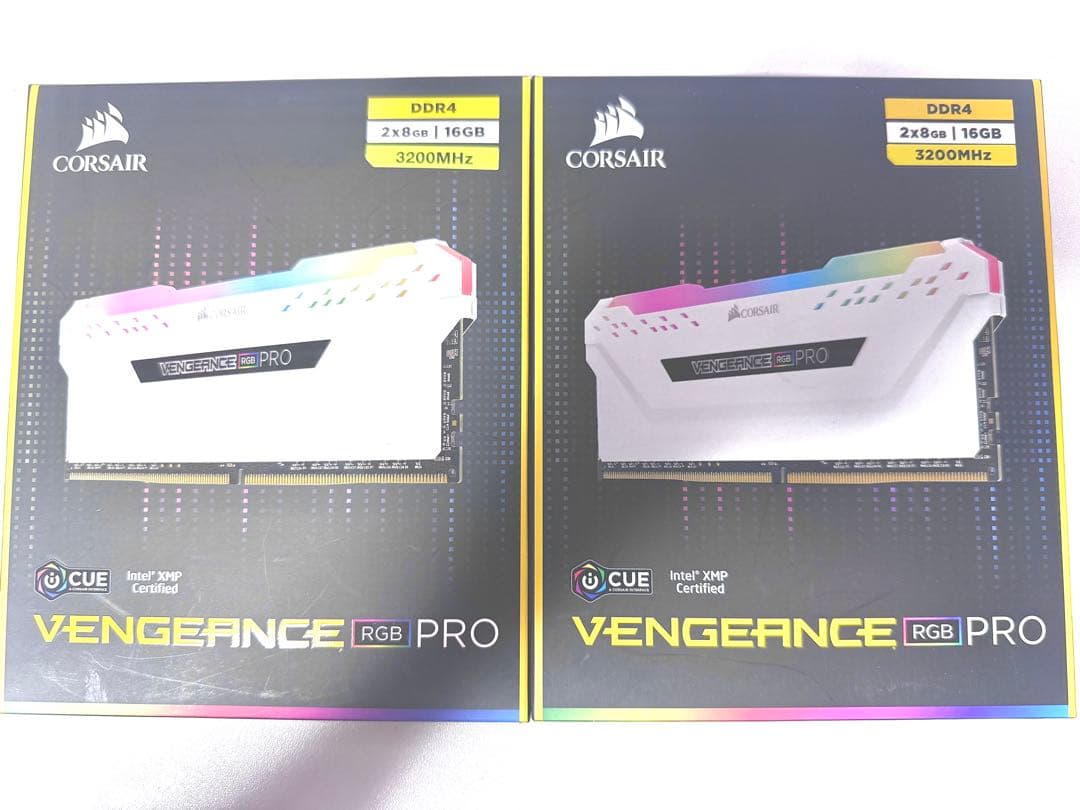 メモリー VENGEANCE RGB PRO 32GB DDR4 DRAM 3200MHz