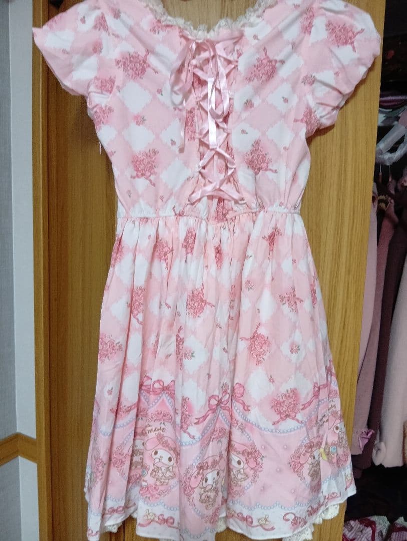 サンリオ大人マイメロワンピース