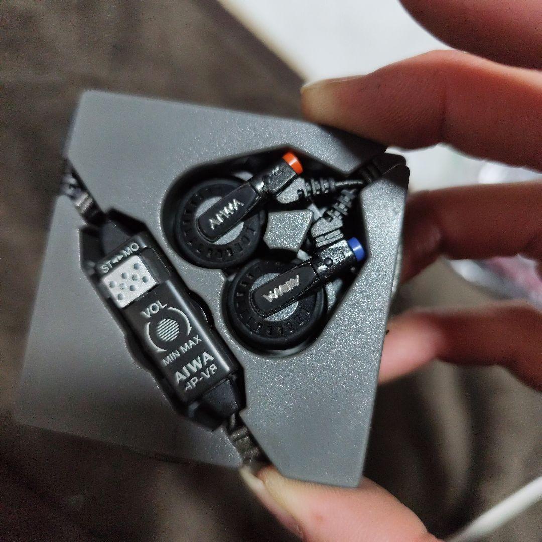 希少 アイワ　AIWA HP-V8イヤフォン 中古