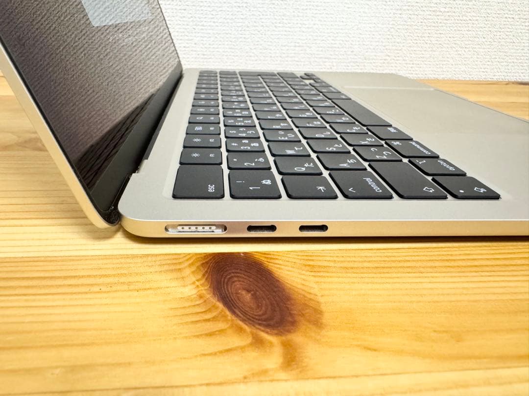 MacBook Air M2 16GB 256GB スターライト
