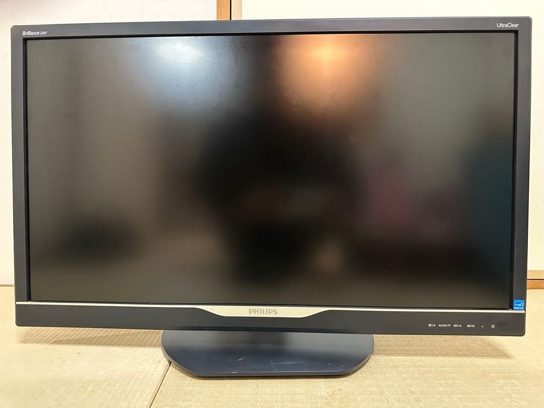 Philips UltraClear モニター27インチ4K