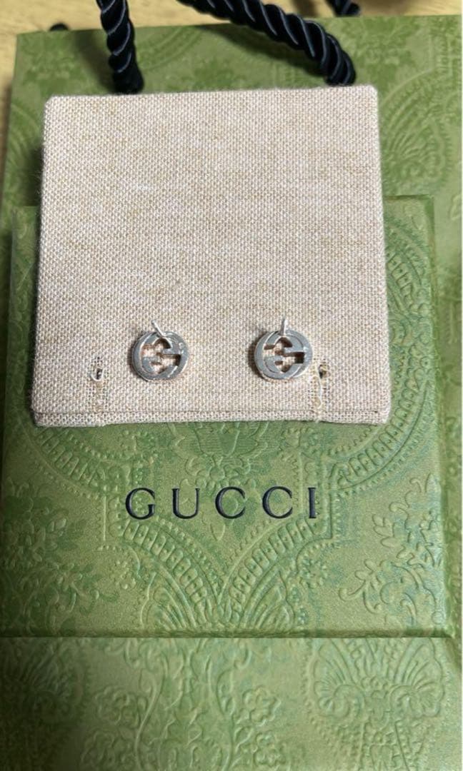 GUCCI ピアス(両耳用)