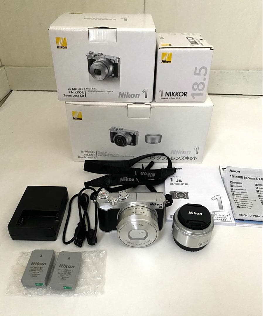 Nikon1 J5 ミラーレス ダブルレンズキット /シルバー J5WLKSL