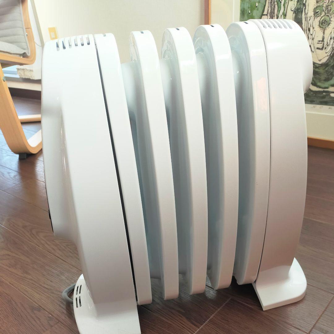 【美品】　DeLonghi デロンギ　ミニオイルヒーター　NJ0505E