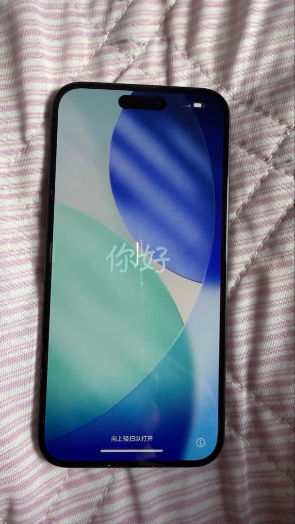 iPhone15プラス本体256GB 早い者勝ち。