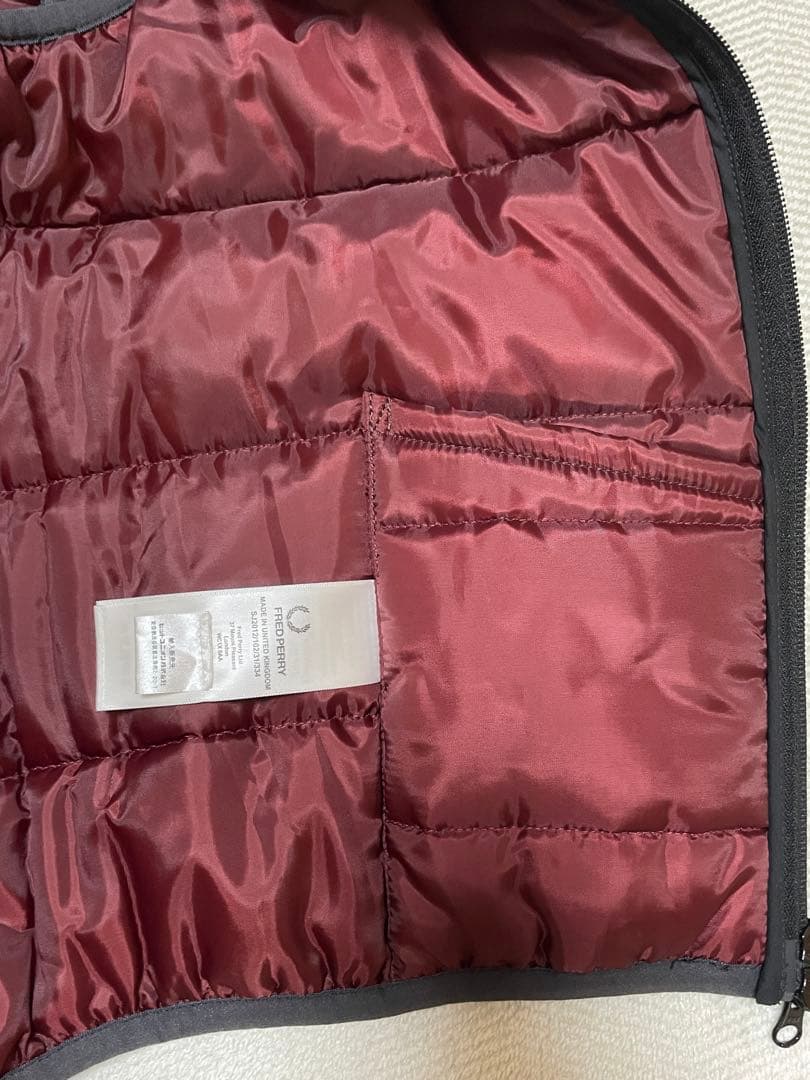 ◆ FRED PERRY × LAVENHAM ◆ ダウンベスト Mサイズ/美品