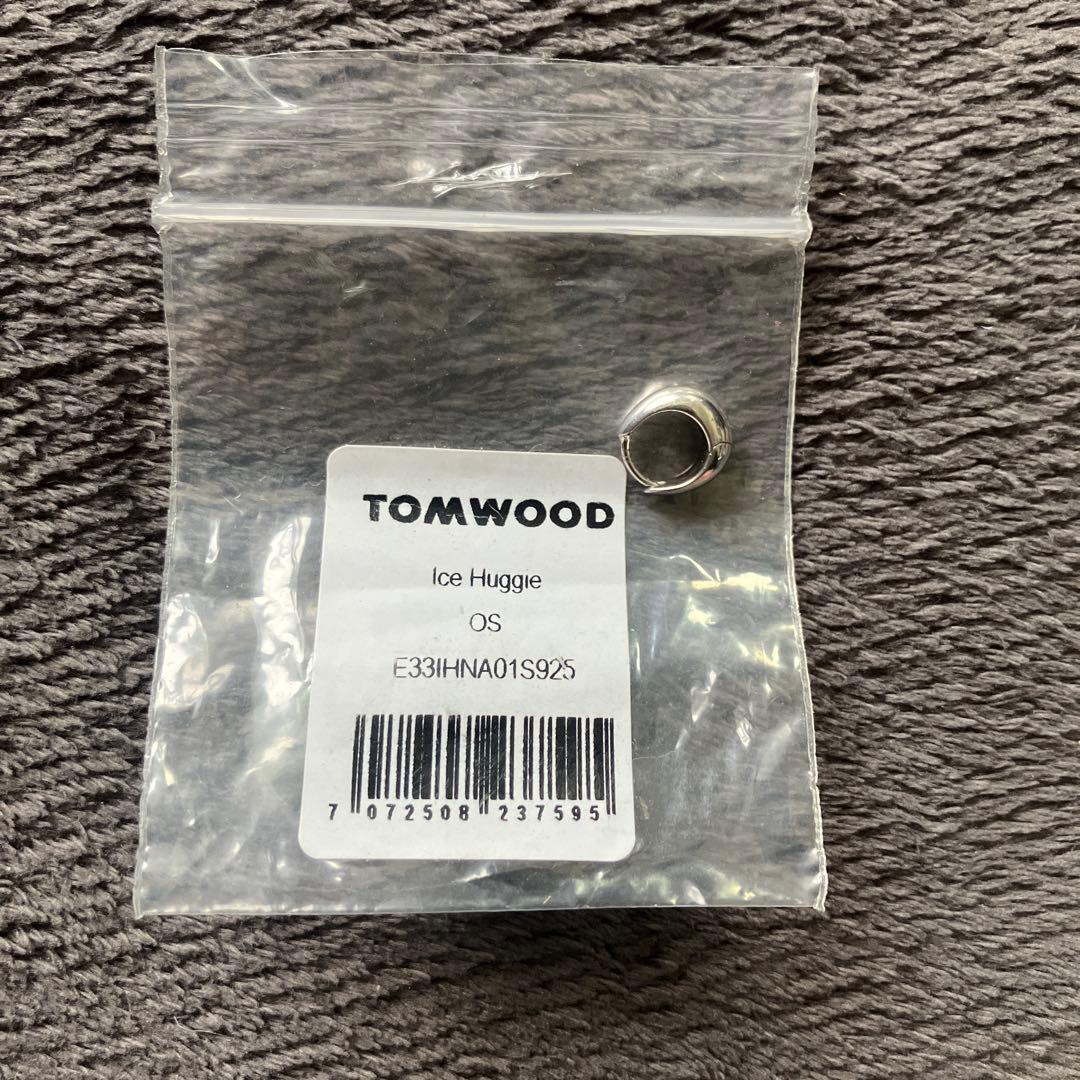 トムウッド　ice huggie アイス　ハギー　ピアス　イヤリング　イヤカフ