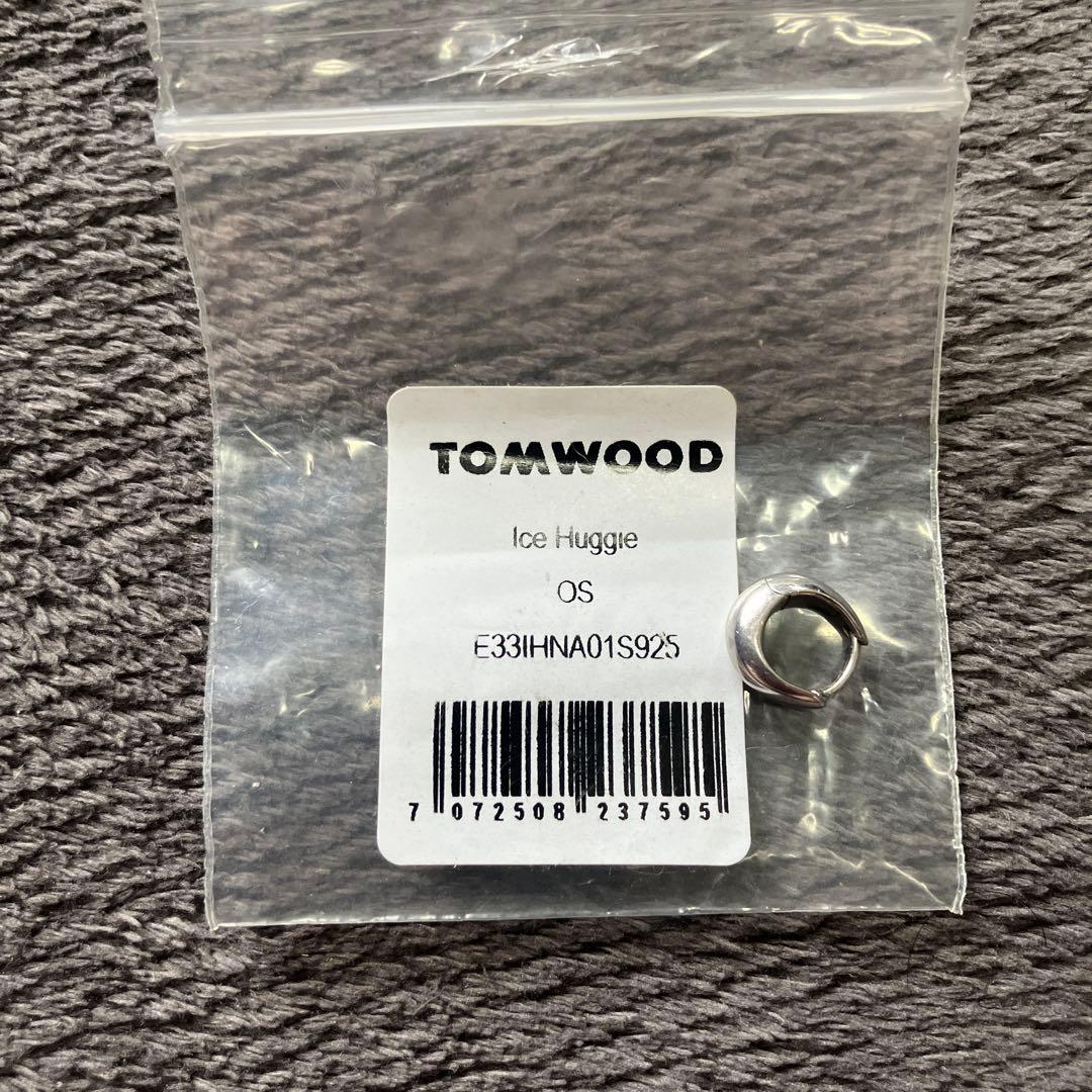 トムウッド　ice huggie アイス　ハギー　ピアス　イヤリング　イヤカフ