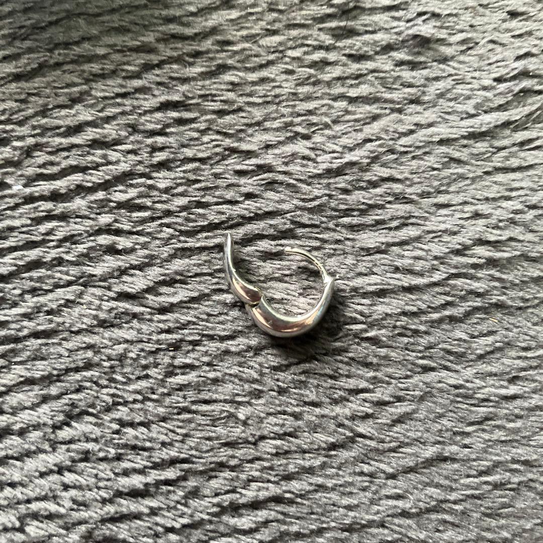 トムウッド　ice huggie アイス　ハギー　ピアス　イヤリング　イヤカフ