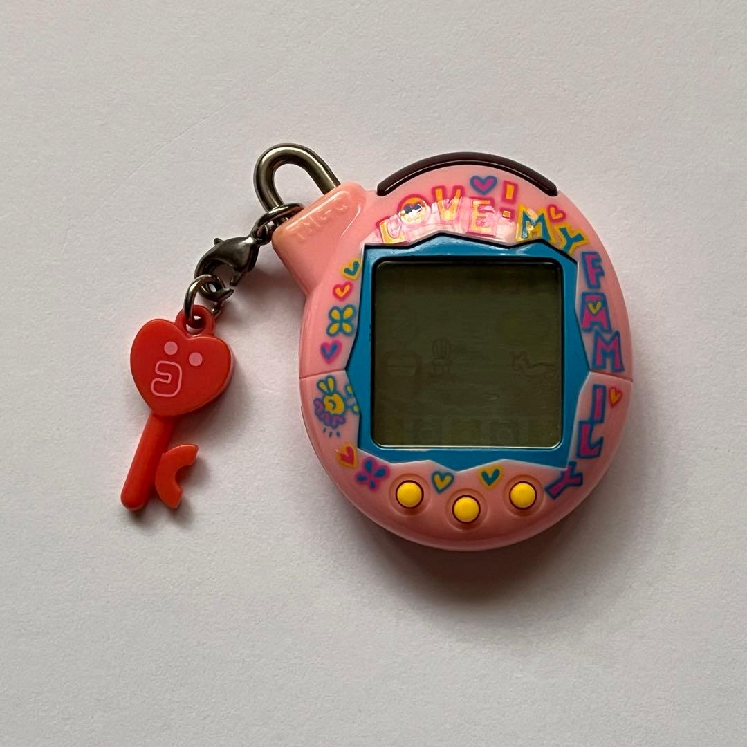 いぇー！ふぁみりーイロイロ！ たまごっち プラス ふぁみたまラブ