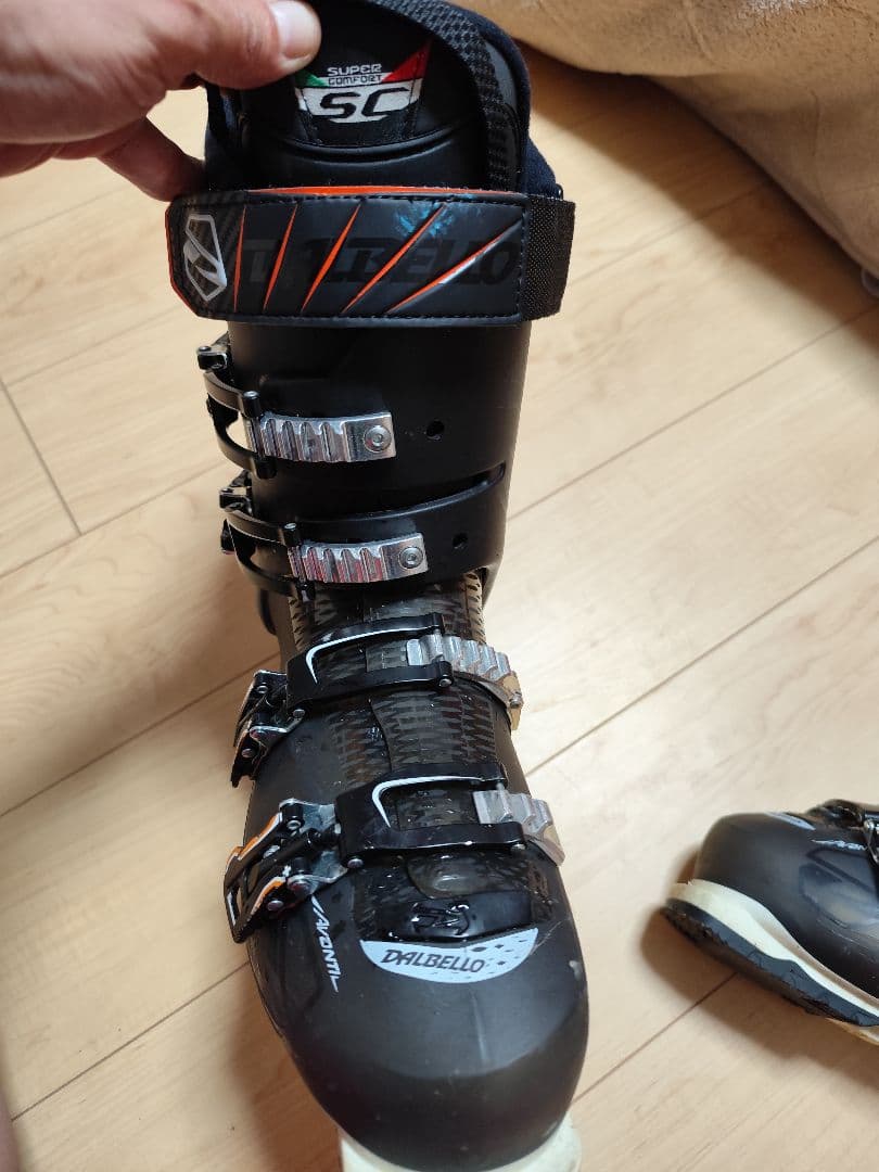 ダルベロスキーブーツ