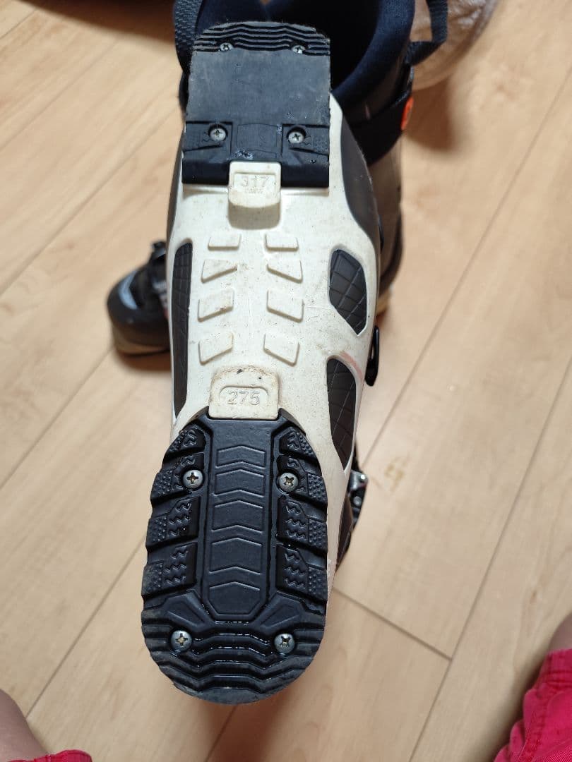 ダルベロスキーブーツ