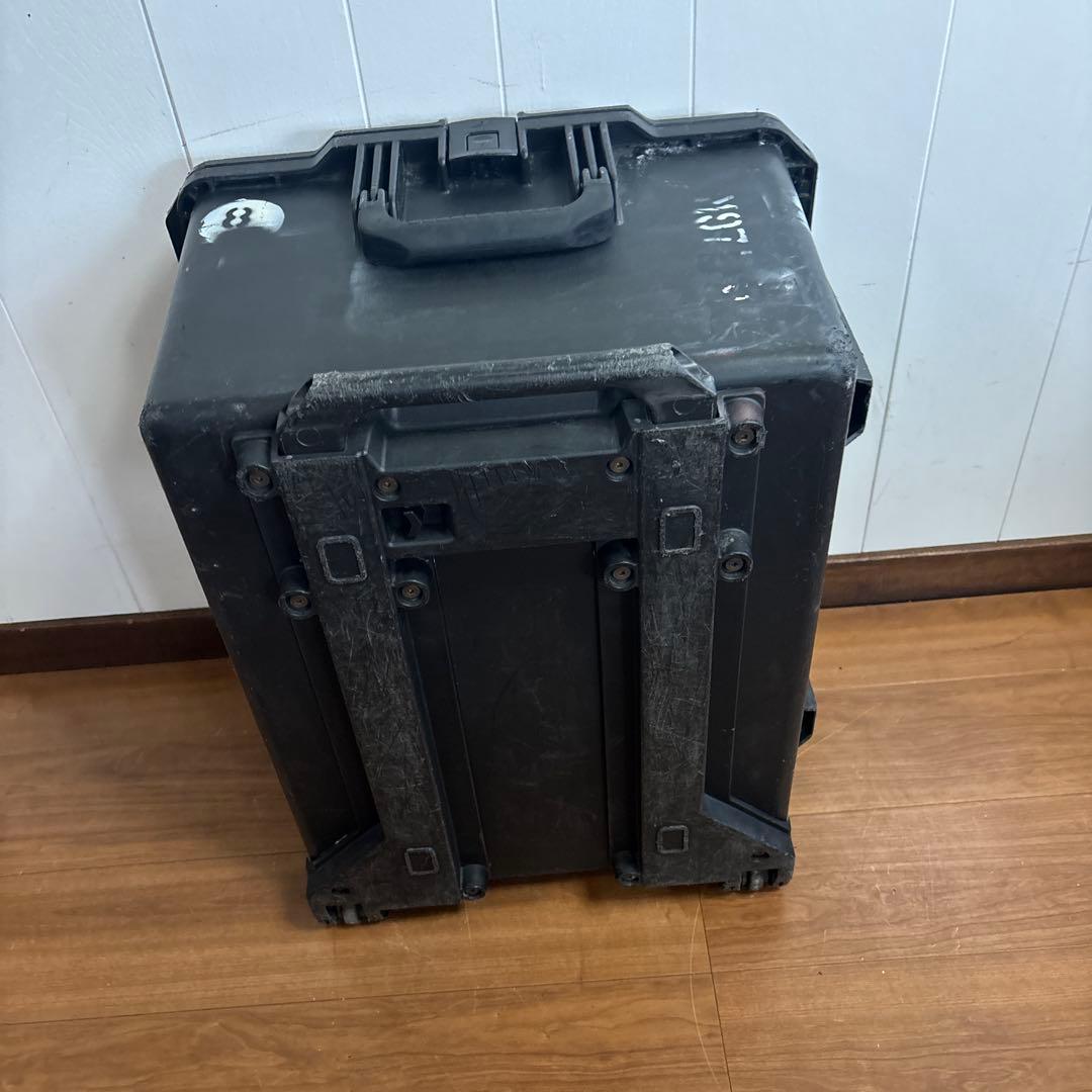 米軍放出品　PELICAN STORM CASE IM2750 ペリカンケース②