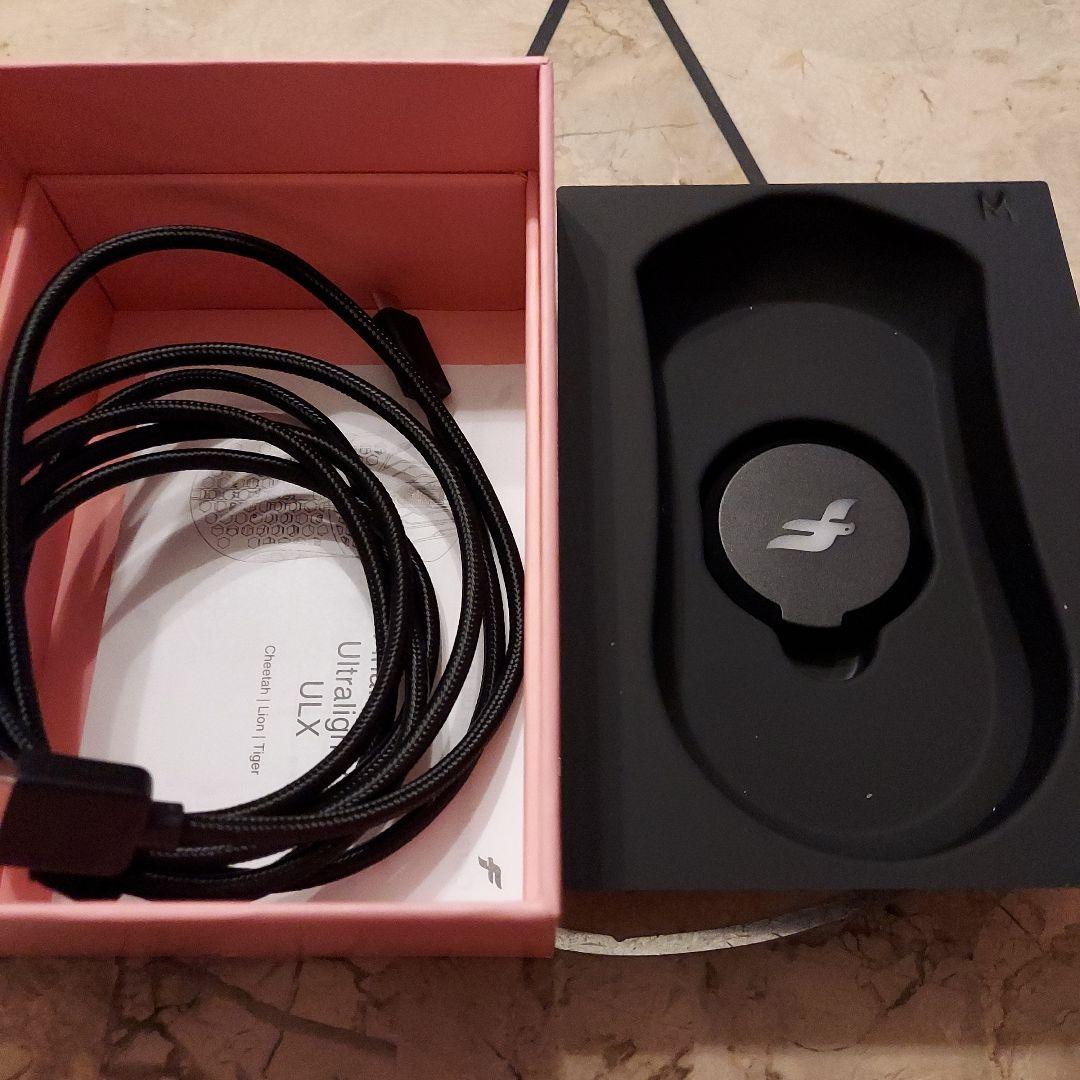 Finalmouse UltralightX Sakura Medium サイズ