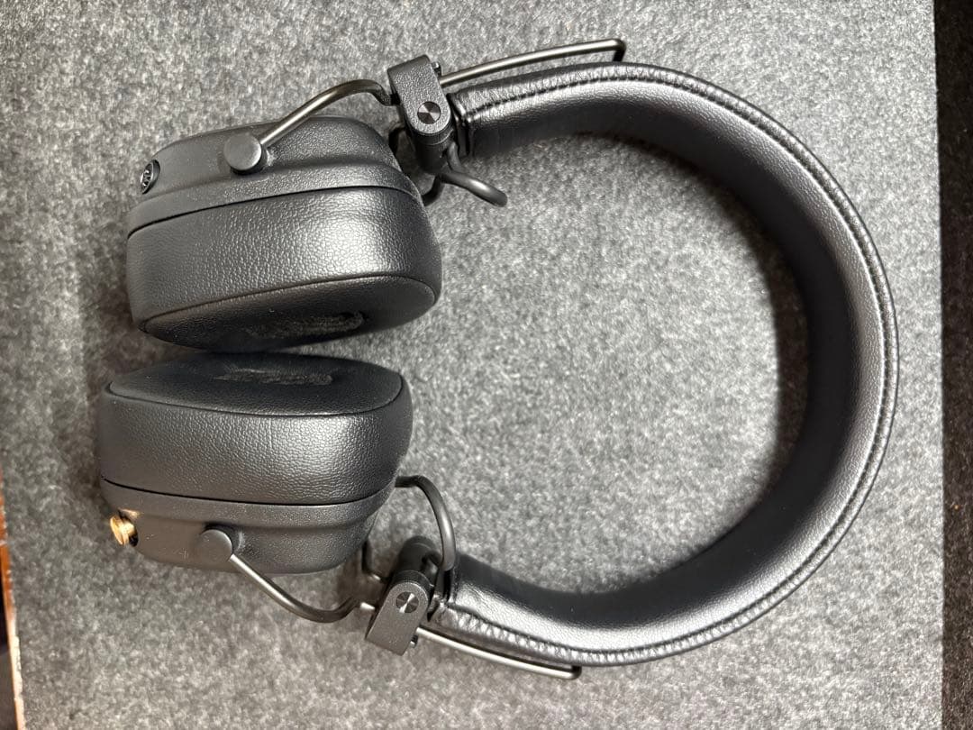 Marshall Major V ワイヤレスヘッドホン