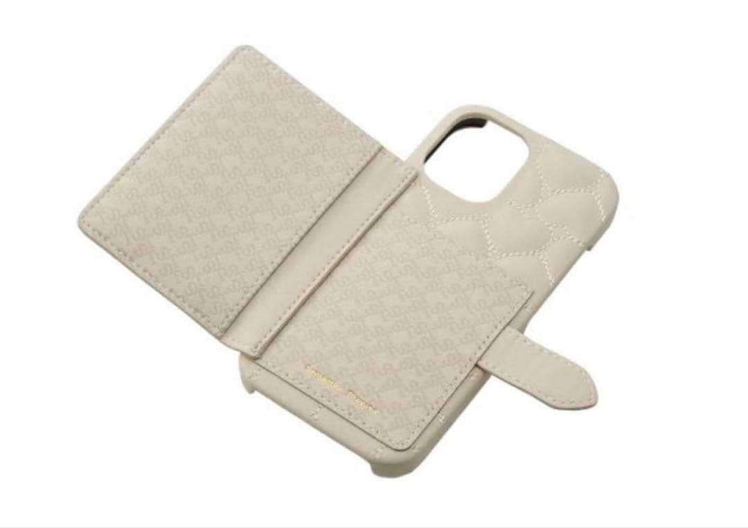 iPhone16用 Samantha Thavasa ハードケース