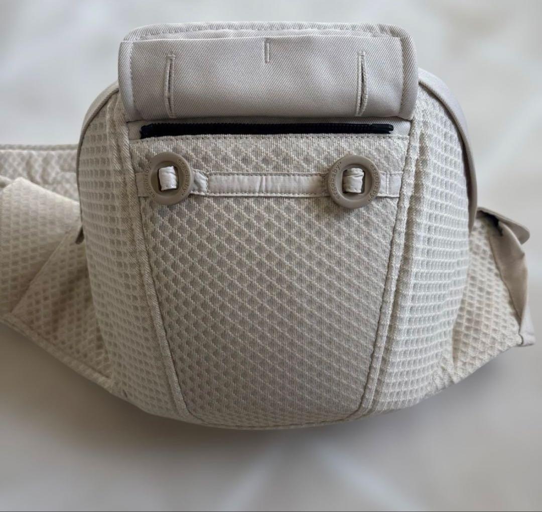 美品！エルゴの抱っこひも　アルタ　人気のナチュラルベージュ