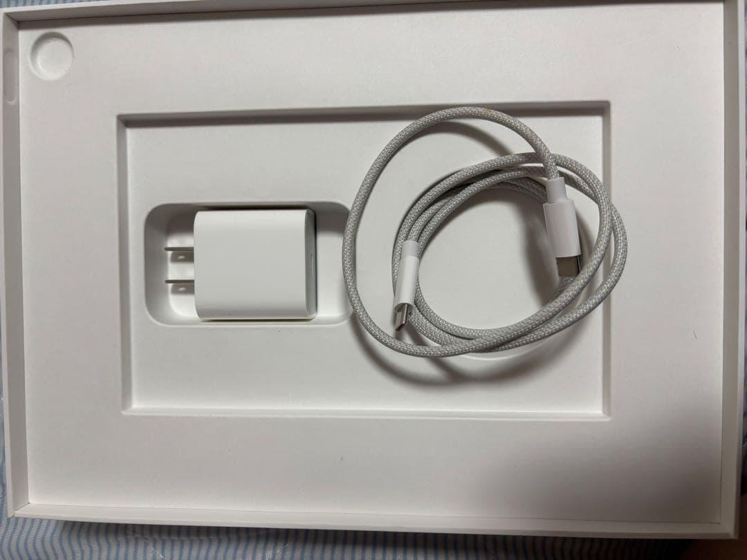 iPad Air (第5世代) Wi-Fi + Cellular 値下げ不可