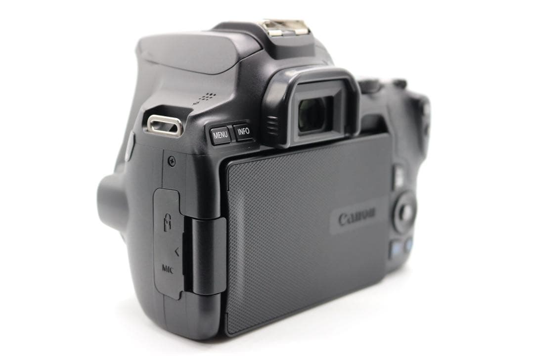 美品 【Canon EOS Kiss X10 ダブルレンズセット】 安心保証あり